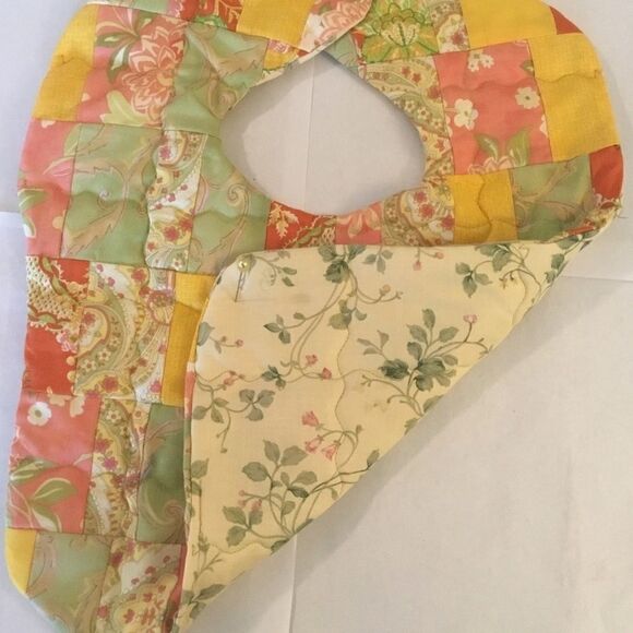 3/$25 or $12 ea. NWT Handmade Quilted Reversible Baby Bib - Picture 3 of 6